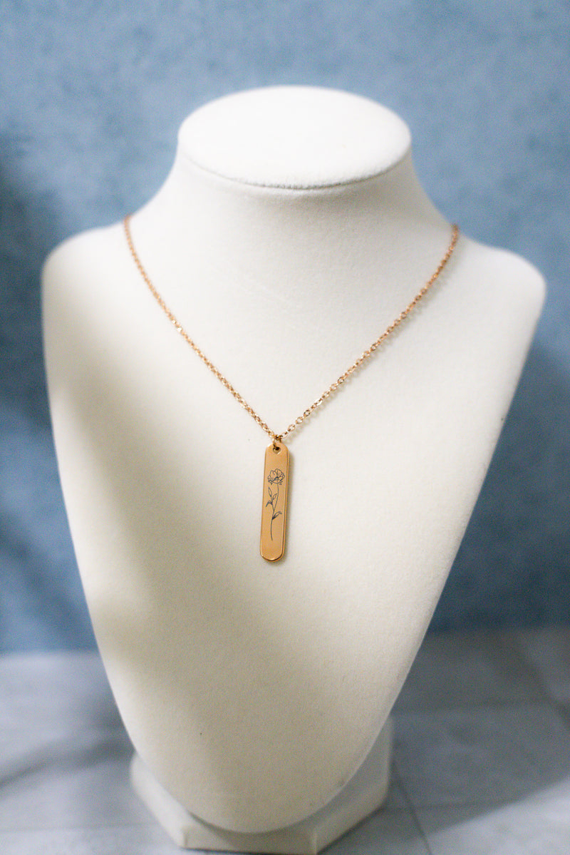 Personalized Birth Flower Pendant Necklace