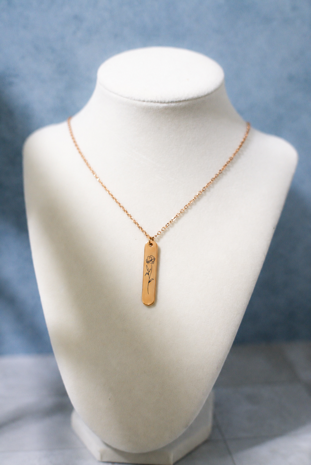 Birth flower necklace with blank personalization area