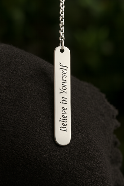 Vertical Curved Pendant